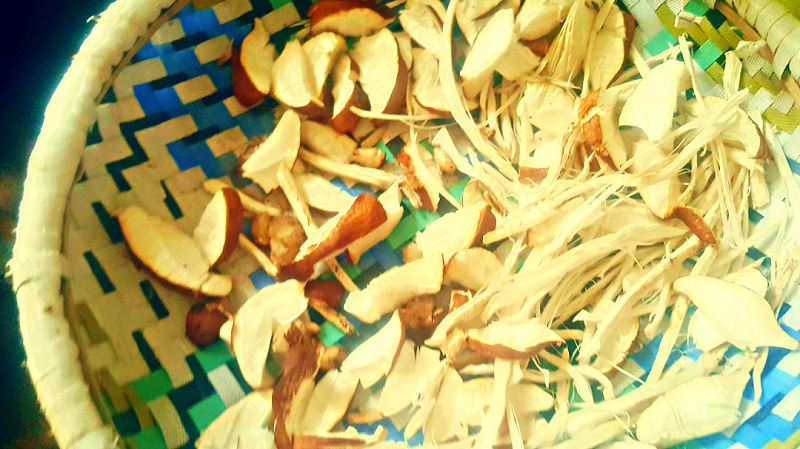 wild mushrooms (bubwoba) in a flat basket known as uteu